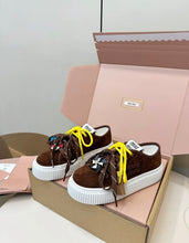 Load image into Gallery viewer, Logo Trainers
