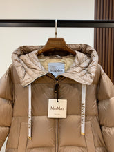 Load image into Gallery viewer, The Cube Jacket
