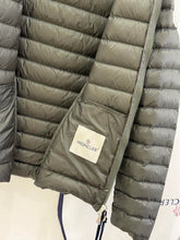 Load image into Gallery viewer, Igelle Jacket
