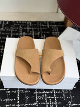 Load image into Gallery viewer, Leather Sandals
