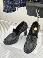 Load image into Gallery viewer, Le Loafer
