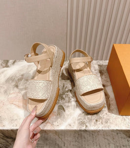 Logo Wedges