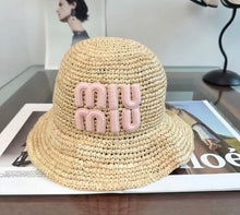 Load image into Gallery viewer, Raffia Bucket Hat
