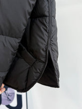 Load image into Gallery viewer, Caramagne Jacket
