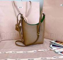 Load image into Gallery viewer, Leather Bucket Bag
