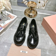 Load image into Gallery viewer, Leather Loafers
