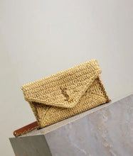 Load image into Gallery viewer, Cassandre Raffia Bag
