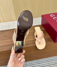Load image into Gallery viewer, Thong Sandals
