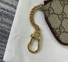 Load image into Gallery viewer, Ophidia Coin Purse
