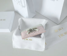 Load image into Gallery viewer, Leather Card Holder
