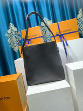 Load image into Gallery viewer, Verso
