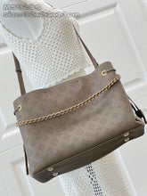 Load image into Gallery viewer, Bella Tote
