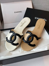 Load image into Gallery viewer, CC Sandals
