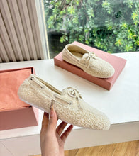 Load image into Gallery viewer, Shearling Loafers
