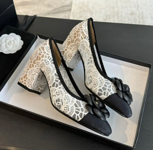 CC Lace Pump