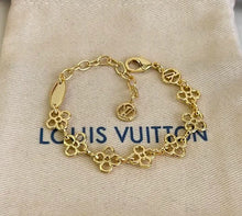 Load image into Gallery viewer, Logo Bracelet
