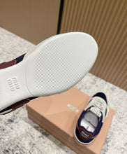 Load image into Gallery viewer, Gym Trainers
