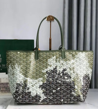 Load image into Gallery viewer, Saint Louis Tote
