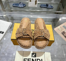 Load image into Gallery viewer, Feel Sandals
