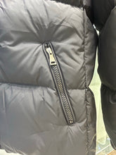 Load image into Gallery viewer, Fourmines Jacket
