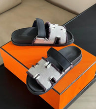 Load image into Gallery viewer, Chypre Sandals
