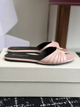 Load image into Gallery viewer, Leather Sandals
