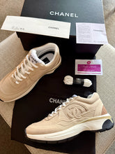 Load image into Gallery viewer, CC Trainers
