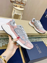 Load image into Gallery viewer, B30 Trainers
