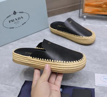 Load image into Gallery viewer, Leather Mules
