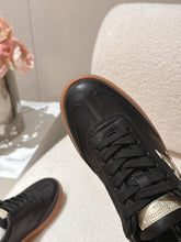 Load image into Gallery viewer, Logo Trainers
