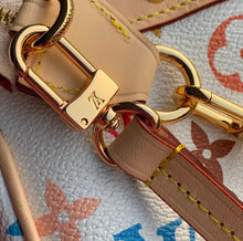 Load image into Gallery viewer, Pochette Accessories
