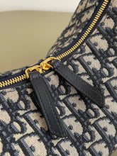 Load image into Gallery viewer, Dream Bag
