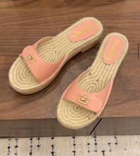 Load image into Gallery viewer, CC Sandals
