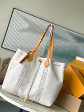 Load image into Gallery viewer, Marina Tote
