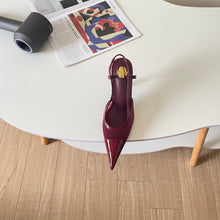 Load image into Gallery viewer, Leather Pumps
