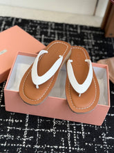 Load image into Gallery viewer, Leather Sandals
