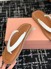 Load image into Gallery viewer, Leather Sandals
