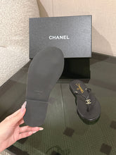 Load image into Gallery viewer, CC Sandals
