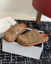 Load image into Gallery viewer, Pitea Cloggs
