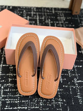Load image into Gallery viewer, Leather Sandals
