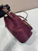 Load image into Gallery viewer, Duet Bucket Bag
