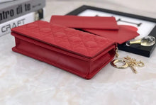 Load image into Gallery viewer, Lady D Clutch
