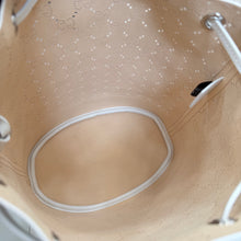Load image into Gallery viewer, Venice Small Bucket Bag
