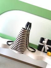 Load image into Gallery viewer, Deauville Tote
