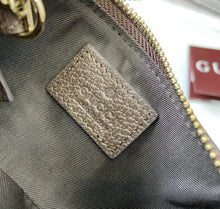 Load image into Gallery viewer, Ophidia Coin Purse

