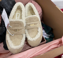 Load image into Gallery viewer, Shearling Loafers
