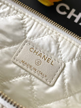 Load image into Gallery viewer, CC Pouch Medium
