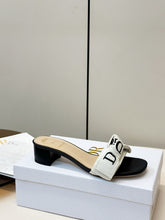 Load image into Gallery viewer, Cotton Sandals
