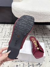 Load image into Gallery viewer, Leather Sandals
