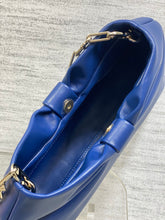 Load image into Gallery viewer, Medium Bow Bag
